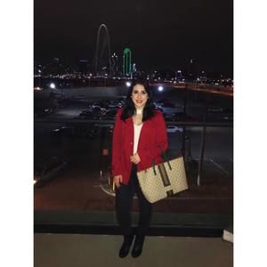 Meet your Posher, Tania